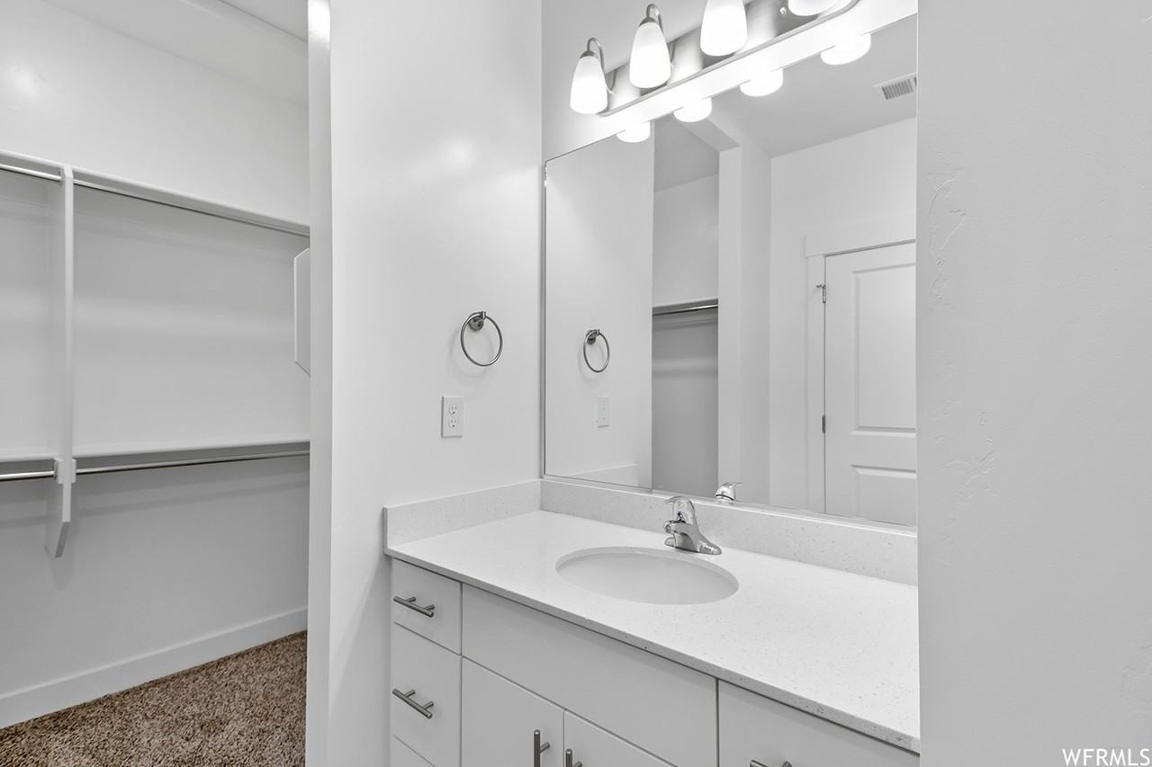 473 Westsouth #1 - Photo 3 of 10