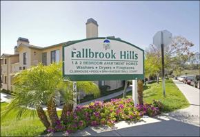 featured image of 744 W Fallbrook St