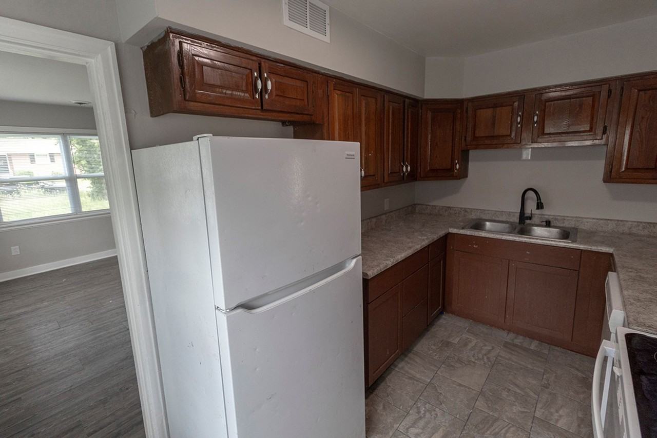 1007 Hardin St - Photo 5 of 33