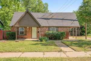 featured image of 713 Sw 25th St