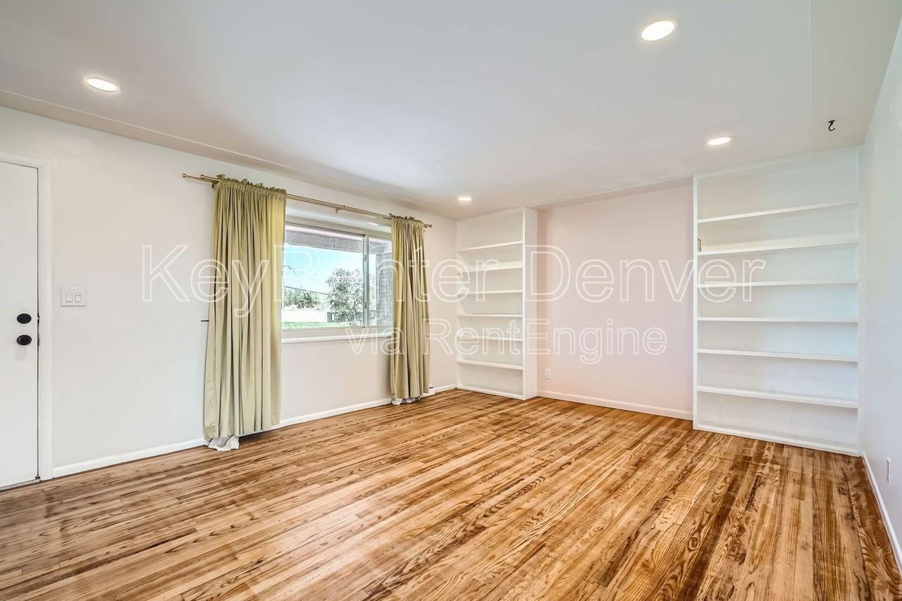 760 W 1st Ave - Photo 3 of 12