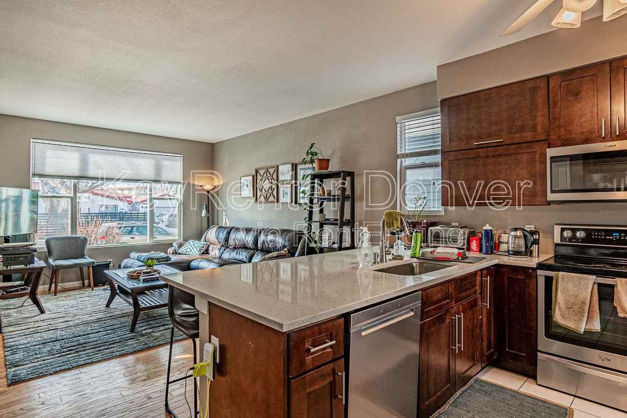 1716 Depew St - Photo 3 of 28
