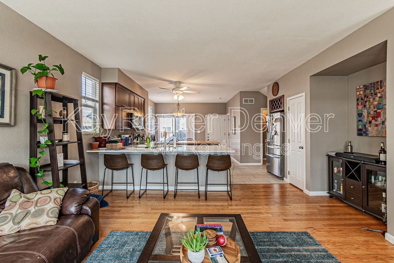 1716 Depew St - Photo 4 of 28