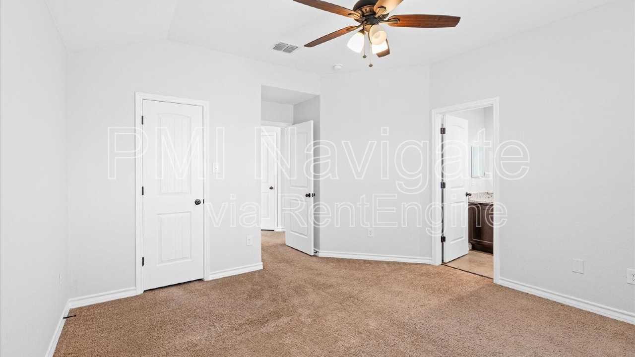 6962 Lakeview Dr #102 - Photo 7 of 19