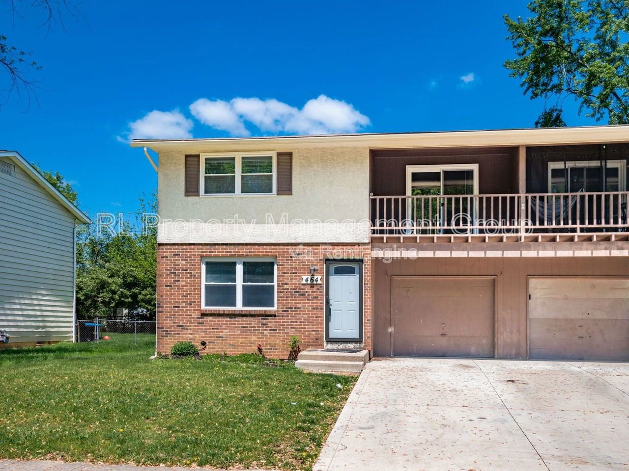 464 Goshen Ct - Photo 2 of 33