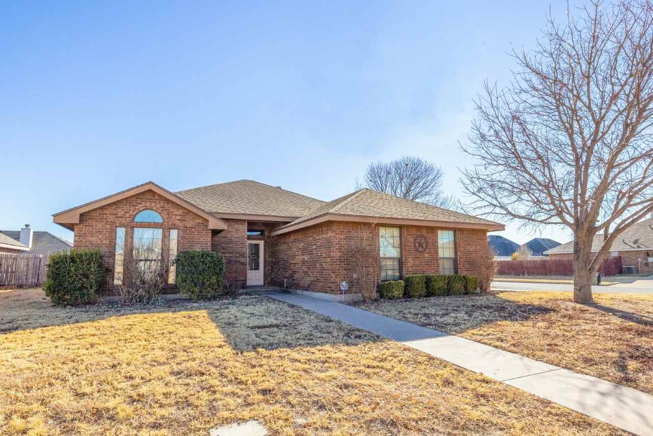 1301 Tulane Dr - Photo 2 of 25