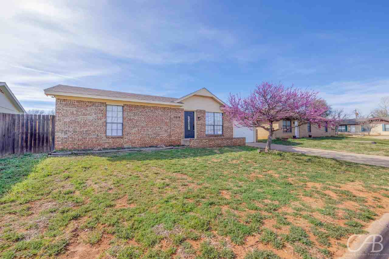 3610 Purdue Ln - Photo 2 of 23