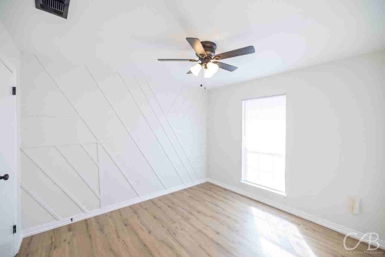 3610 Purdue Ln - Photo 3 of 23