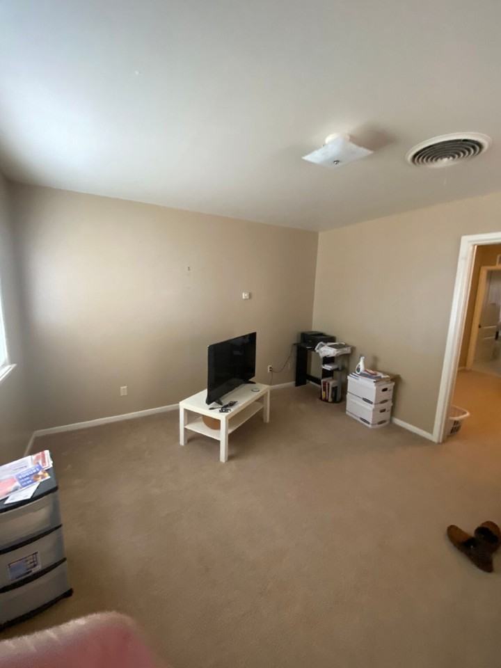 3205 33rd St - Photo 2 of 6