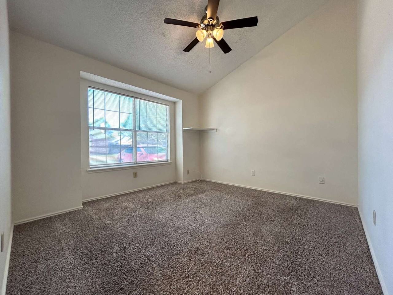 3419 Hyden Ave - Photo 7 of 11