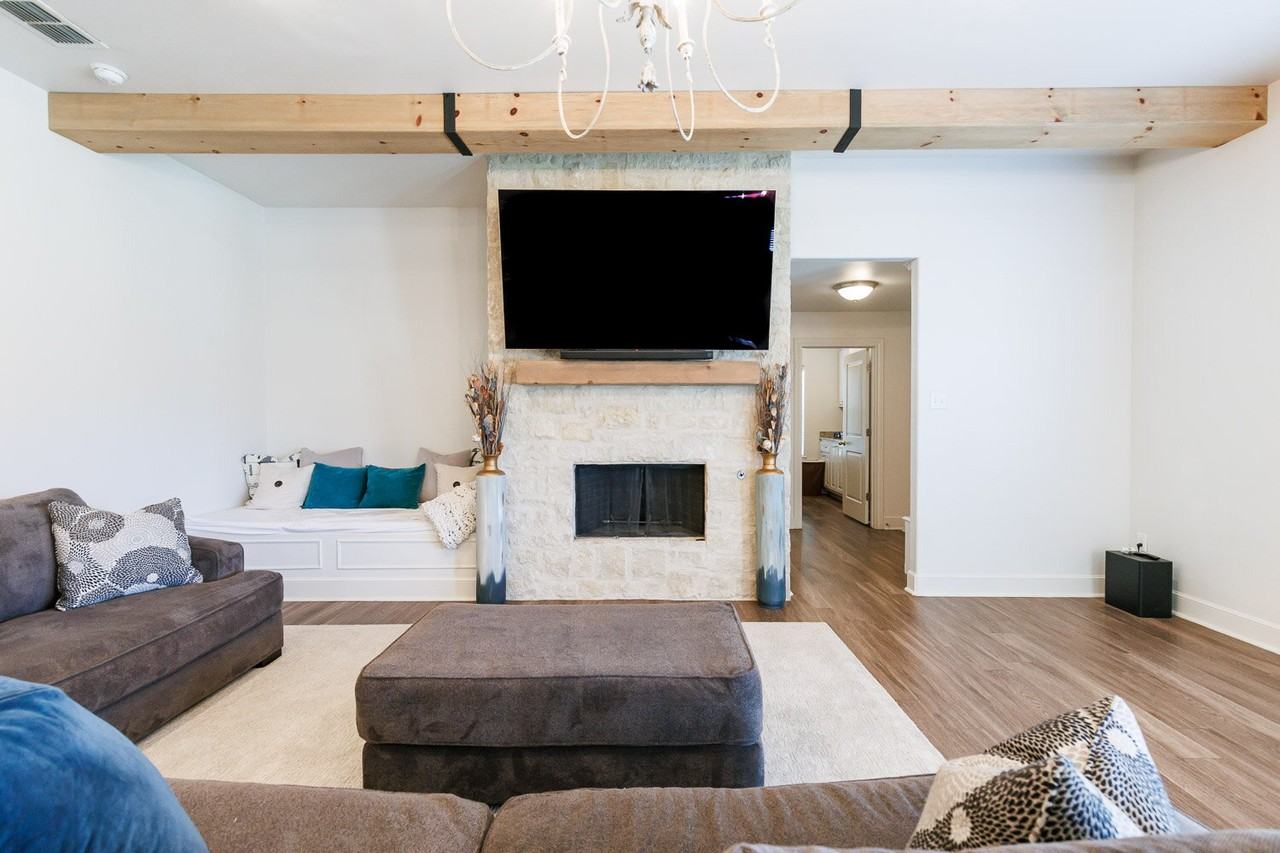 3812 135th St - Photo 4 of 41