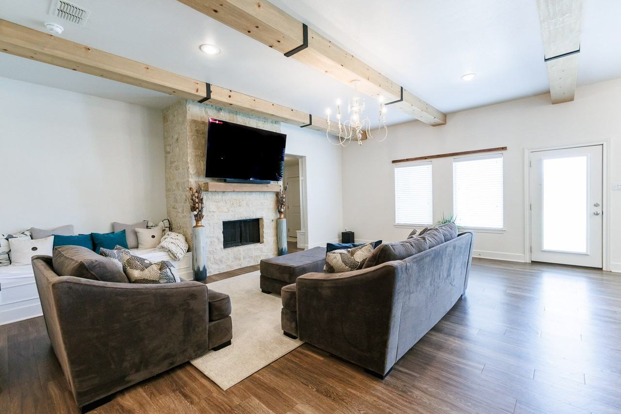 3812 135th St - Photo 5 of 41
