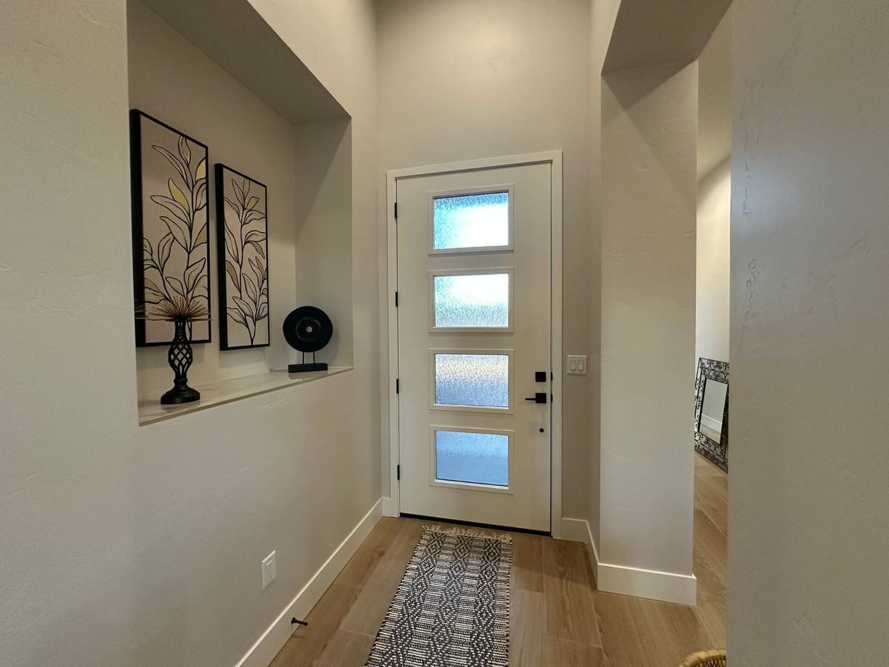 3508 Kauai Ct - Photo 2 of 25
