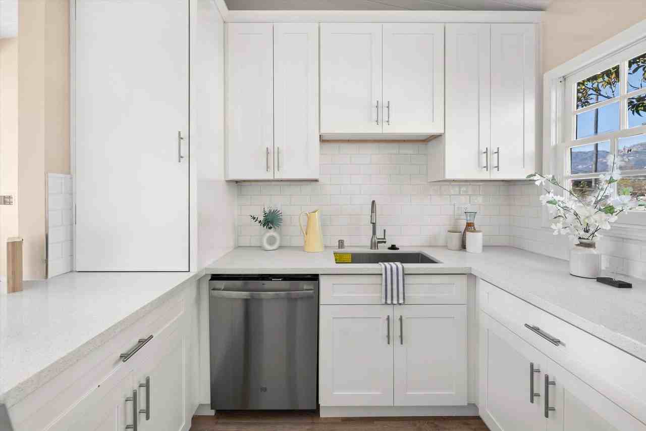 Leadbetter Lofts - Photo 6 of 28