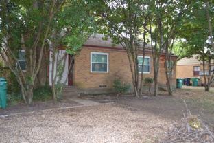 904 Denton St - Photo 1 of 1