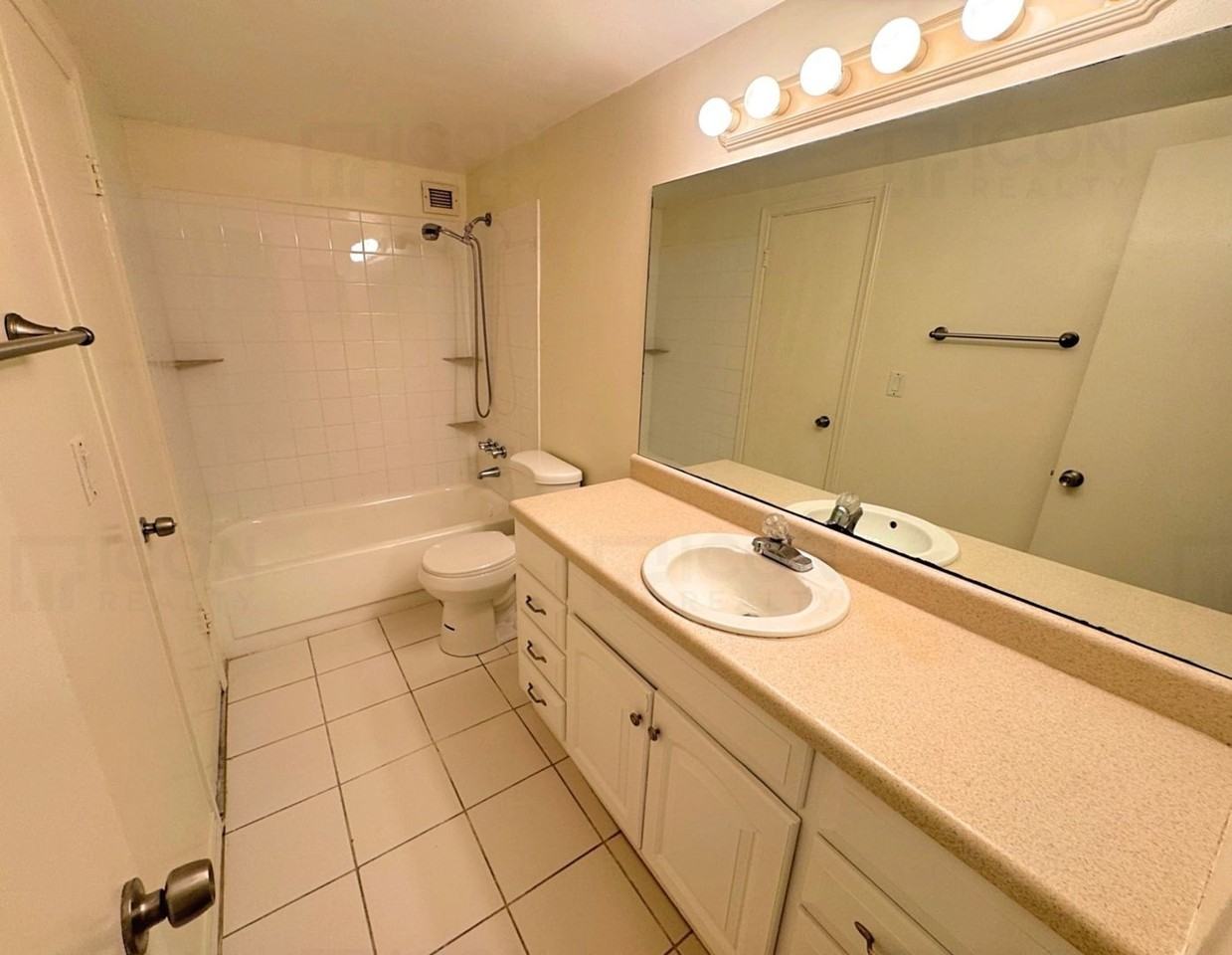 2060 Nw 48th Ter #216 - Photo 6 of 7