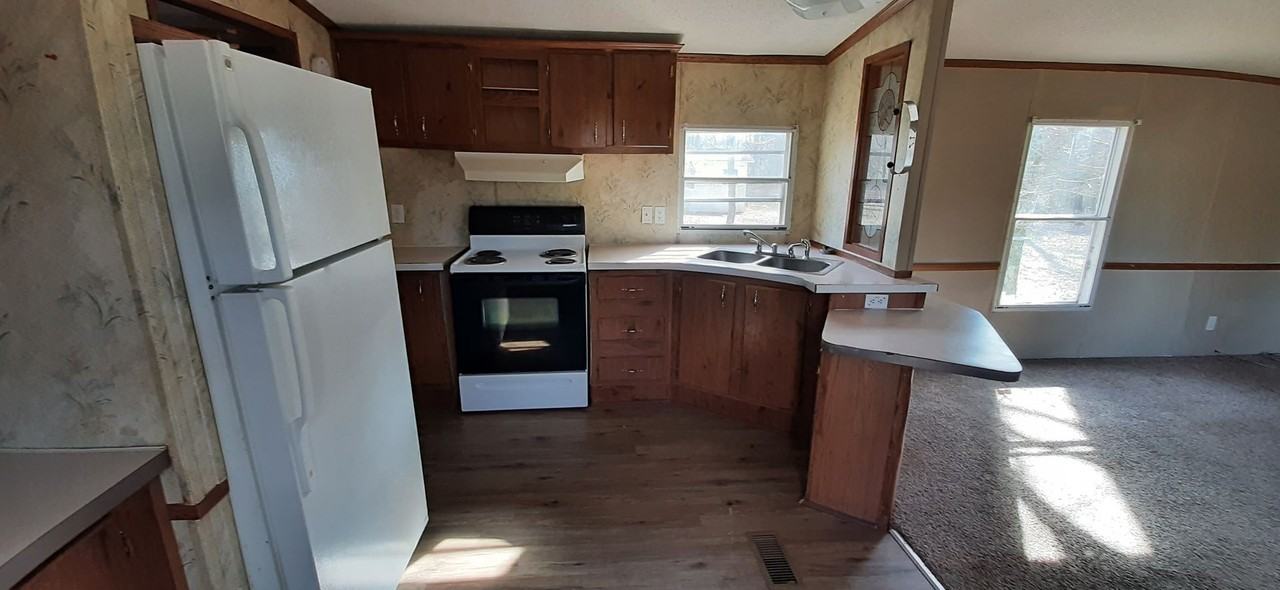 229 Melody Ln - Photo 4 of 11