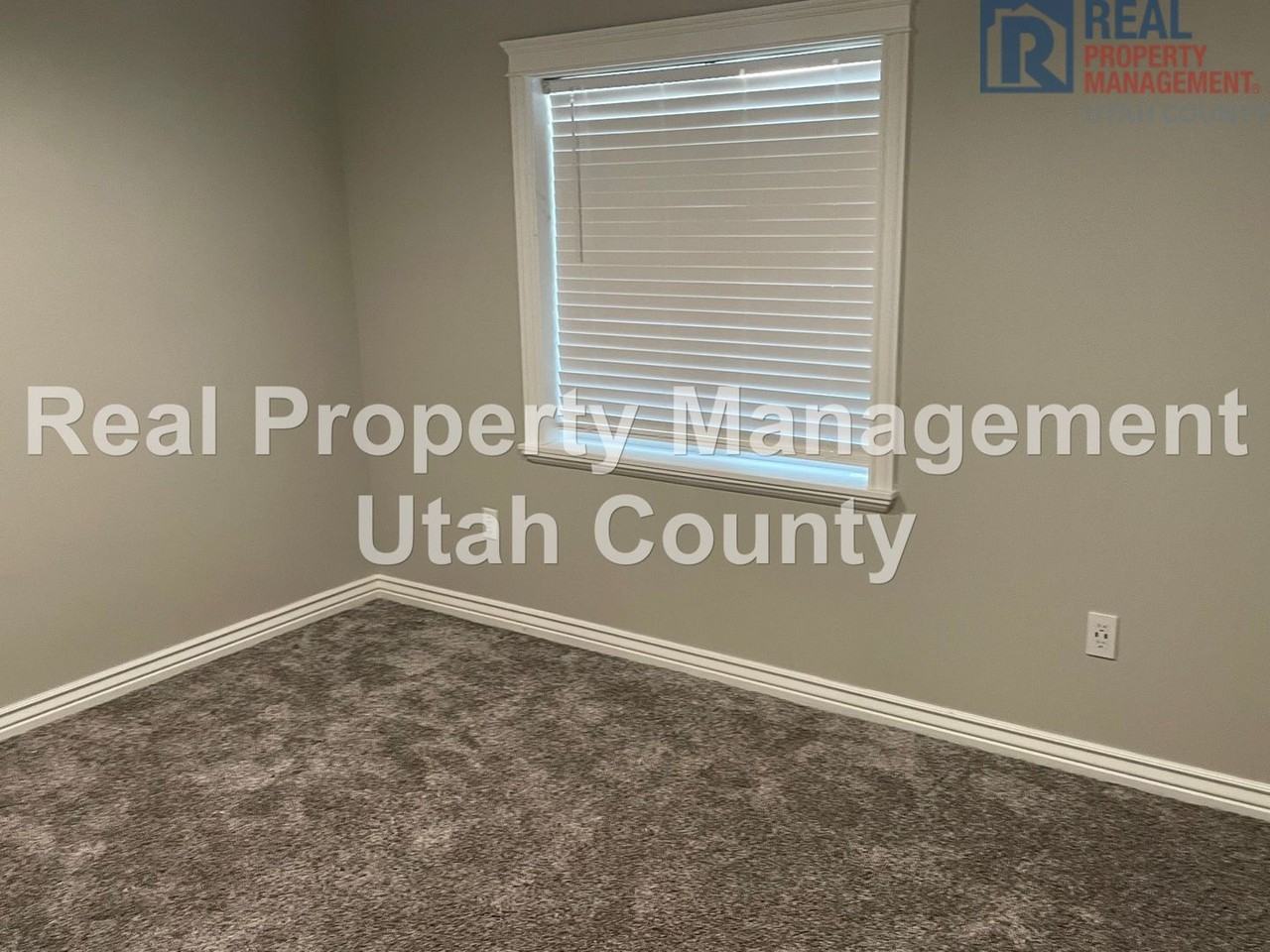458 W 1280 N - Photo 6 of 28