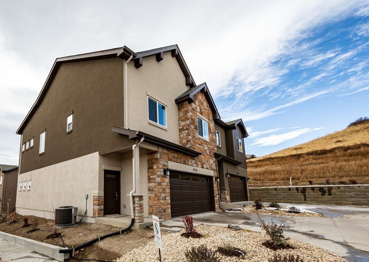 5754 Villa Lorenzo Dr - Photo 3 of 50