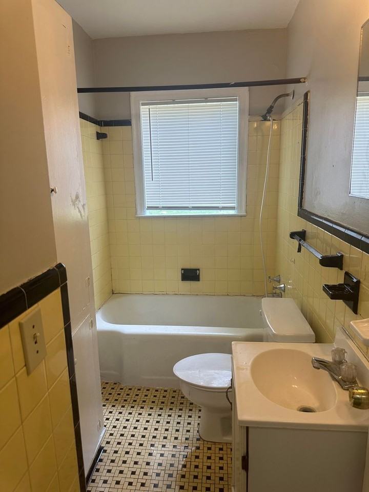 1705 Gillespie Ave - Photo 2 of 7