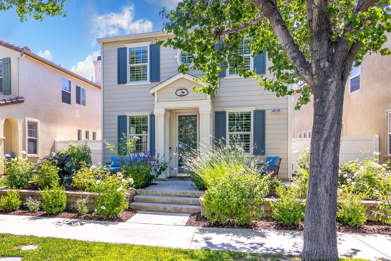 40149 Balboa Dr - Photo 3 of 39