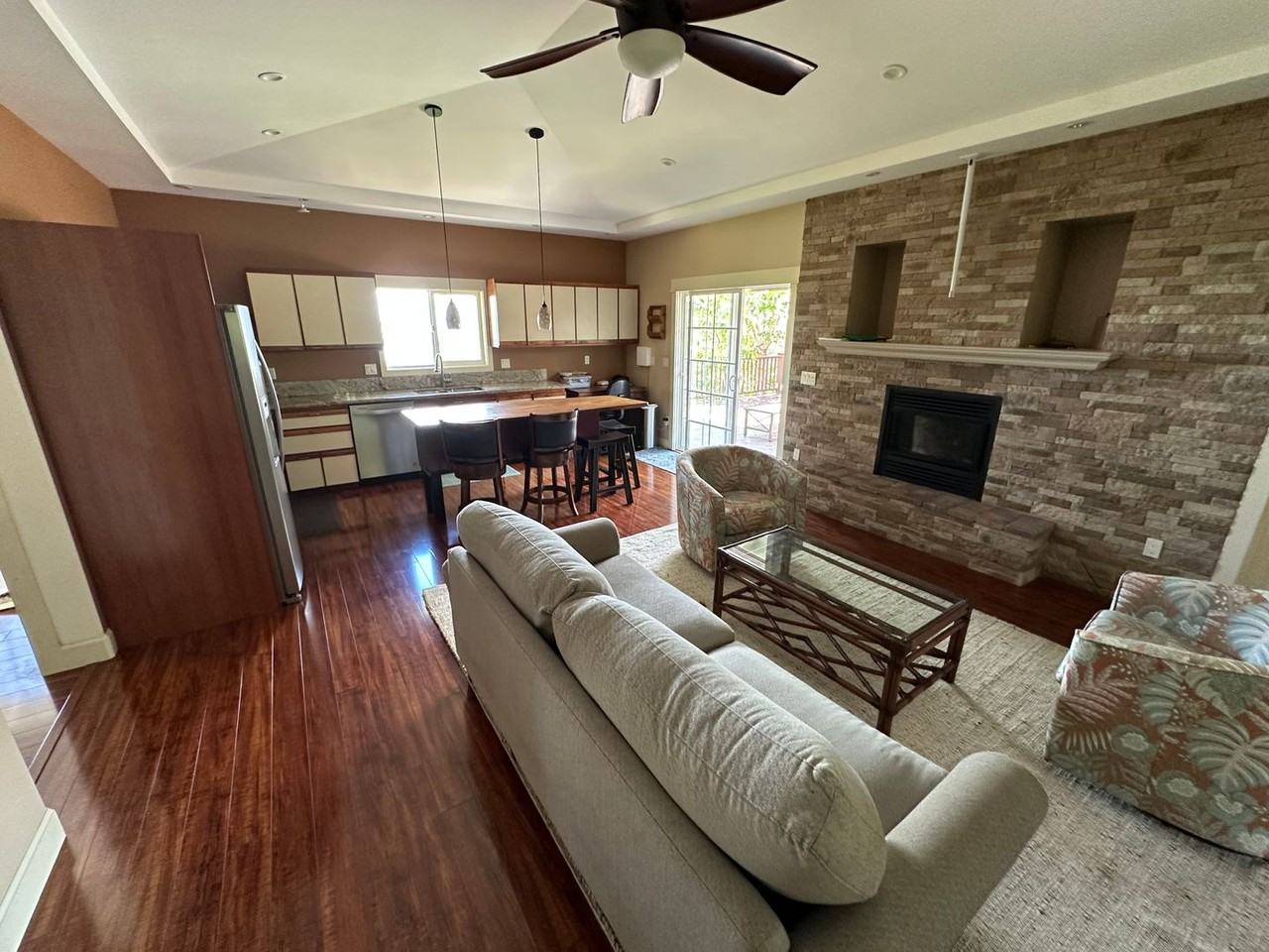 60 Naniuka Pl - Photo 5 of 35