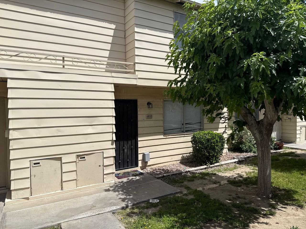 4653 Mill Valley Dr - Photo 2 of 2