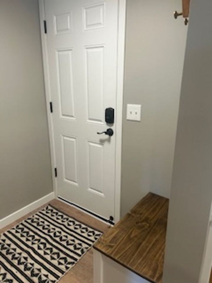 924 1/2 N 24th St - Photo 5 of 22