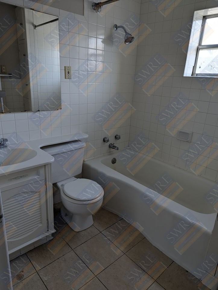 160 W 2nd North St - Photo 6 of 13