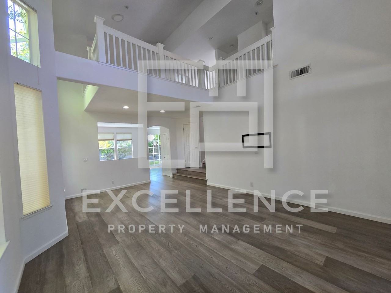 1219 Townsend Ter - Photo 3 of 18