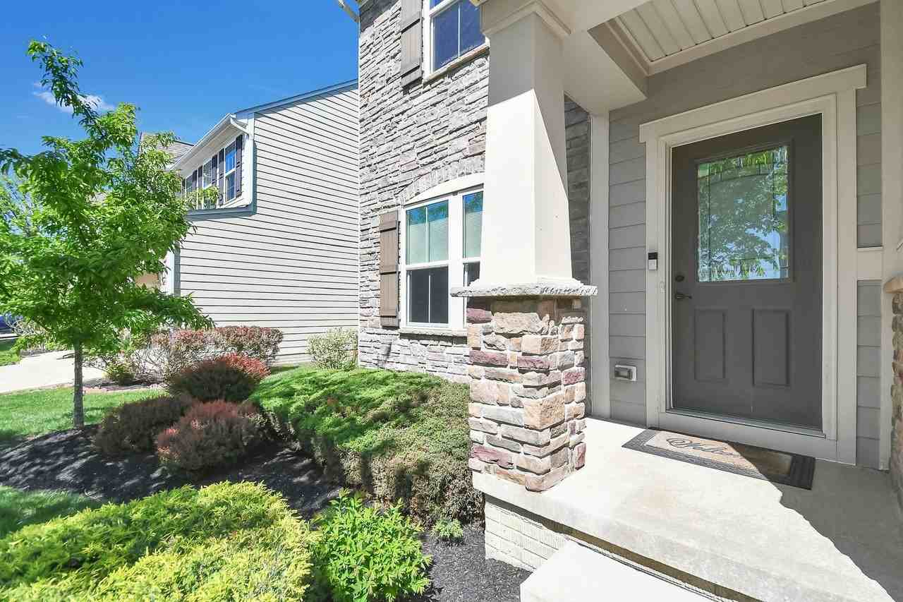 6279 Brandon Dr - Photo 2 of 39