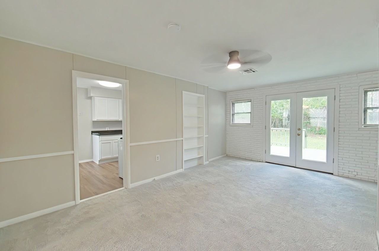 1307 Nw Maple Ave - Photo 5 of 14