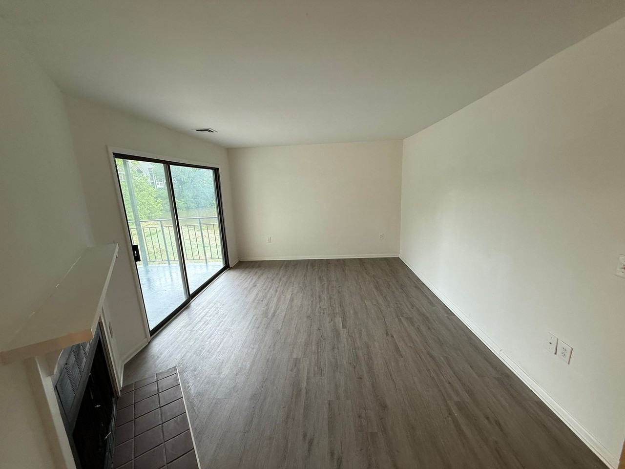 4822 Spring Lake Dr #D - Photo 7 of 20