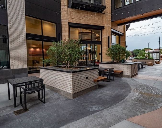 Lake & Irving Ave S #535 - Photo 6 of 11