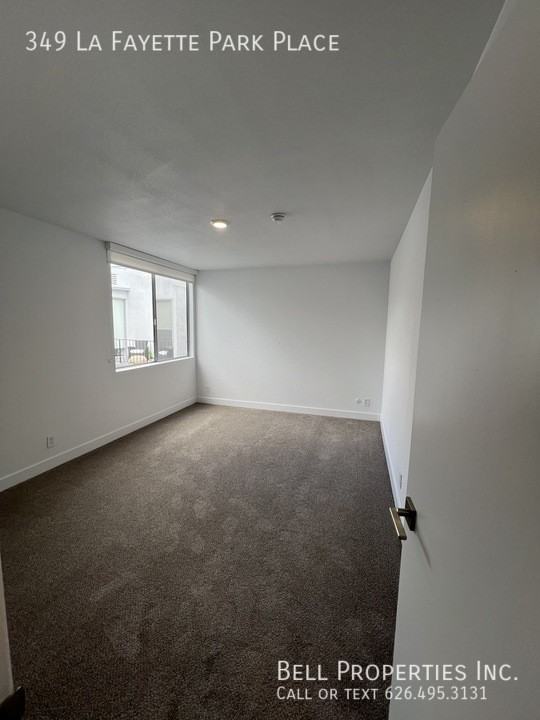 349 S La Fayette Park Pl - Photo 3 of 8