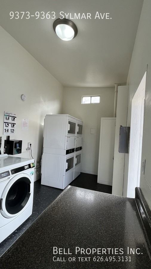 9373 Sylmar Ave #7 - Photo 7 of 10