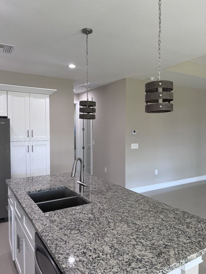 335 4th Ave #NA - Photo 7 of 9