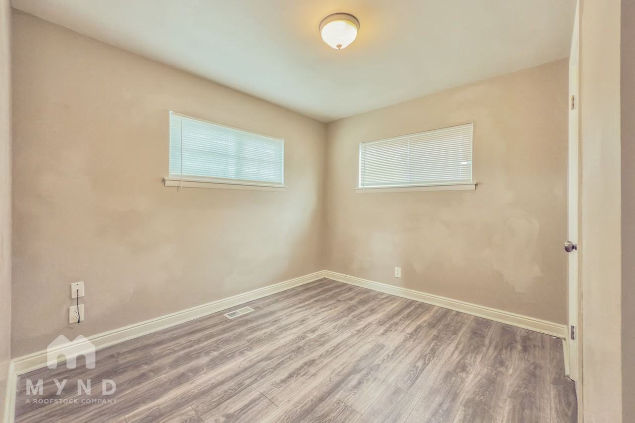 5011 S Pieper Blvd #NA - Photo 3 of 12