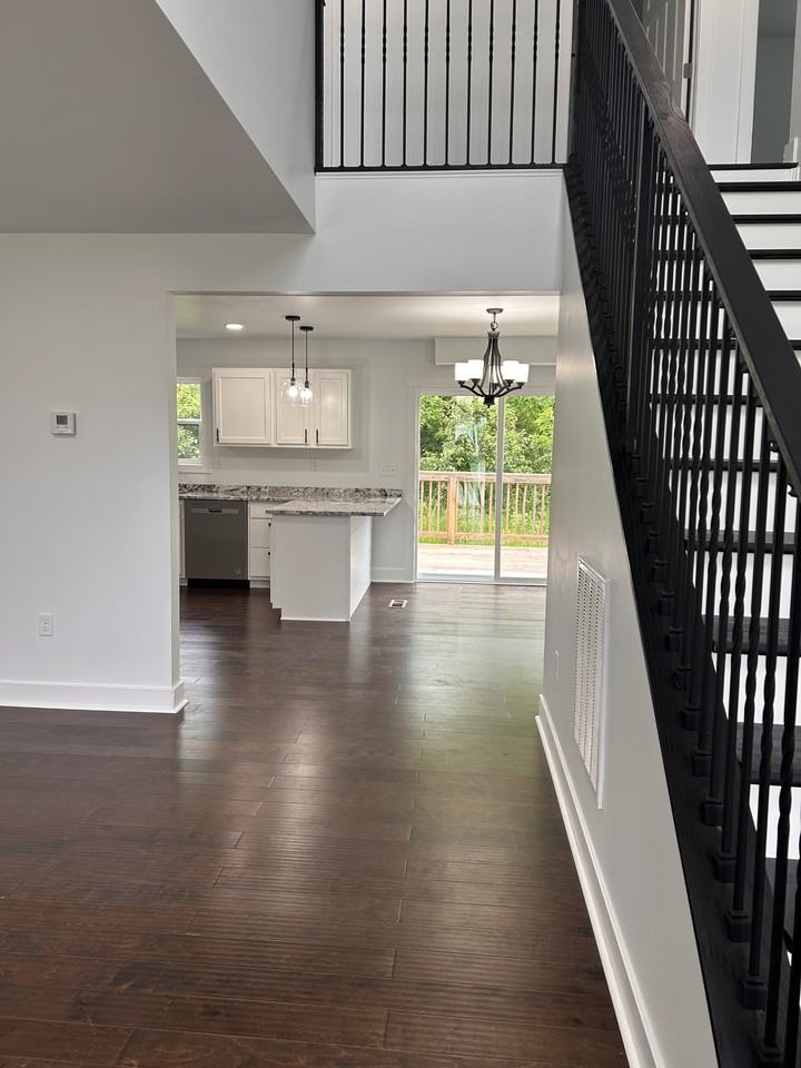 215 Linwood St #NA - Photo 3 of 15