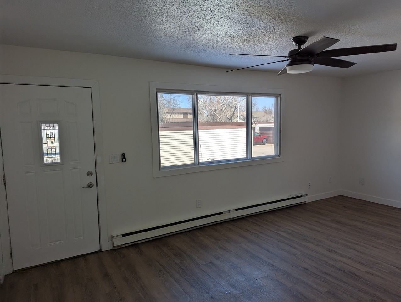 950 5th Ave W - Photo 6 of 22