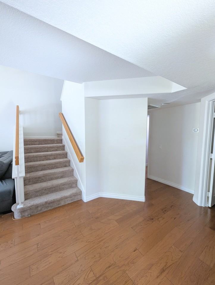 639 S Dewberry Ln #NA - Photo 3 of 19