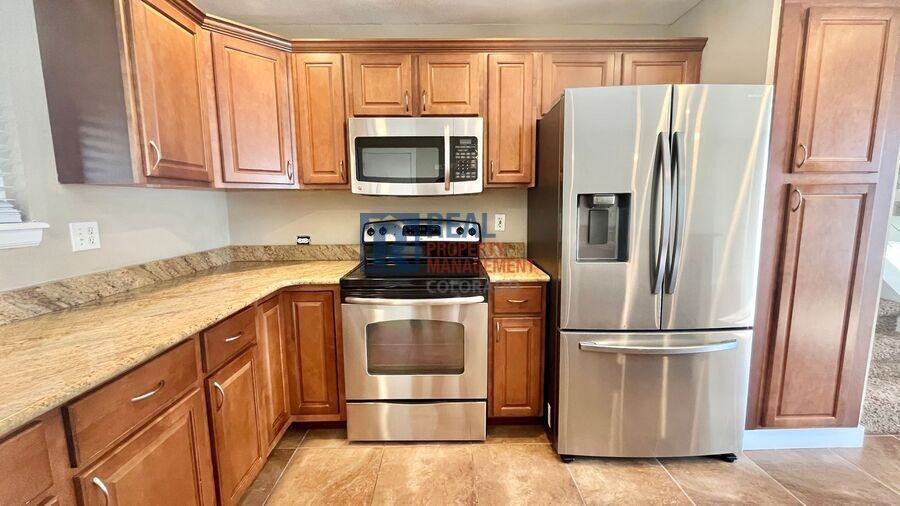 7975 S Estes Ct - Photo 3 of 29