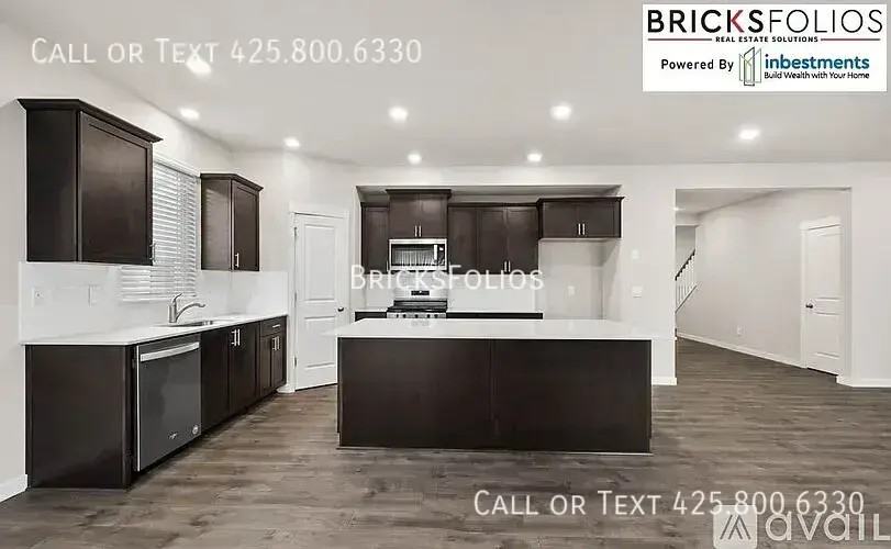 11064 188th St E #901 - Photo 7 of 31