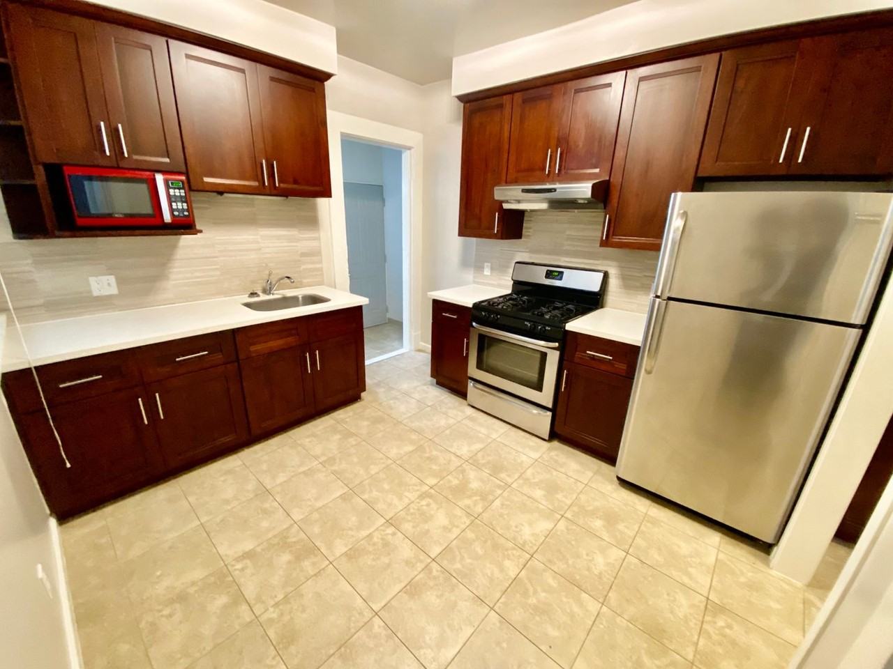 486 1/2 Grove St - Photo 3 of 29