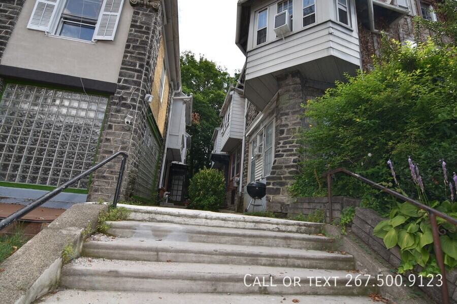 4312 Spruce St - Photo 3 of 50