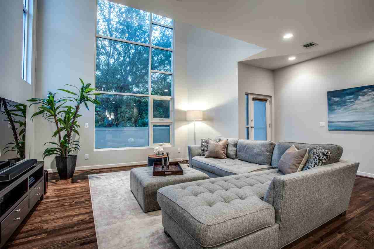 4026 Travis St #1 - Photo 3 of 10