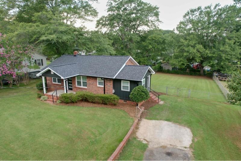 306 Edgewood Ave - Photo 2 of 23