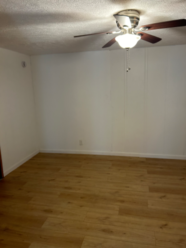 231 Elm Ave - Photo 3 of 11