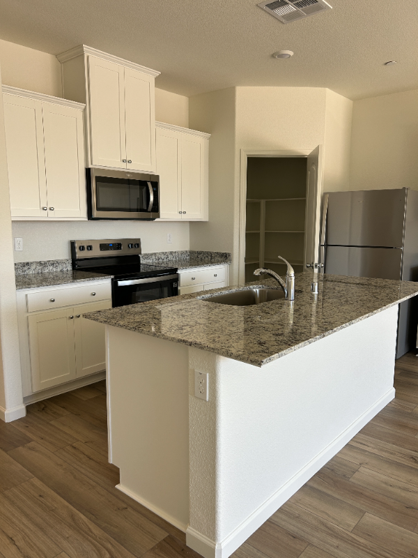 6465 Snedigar Rd - Photo 3 of 12