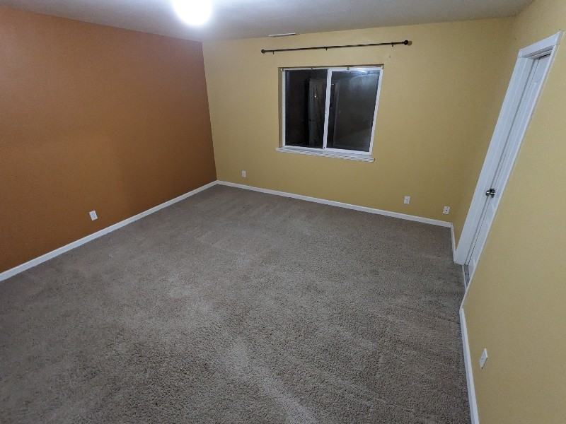 16th And B St Ne - Photo 4 of 15